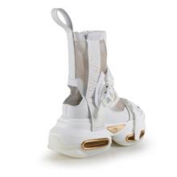 Anthony Wang Star Fruit bootie. - Picture 2 of 3